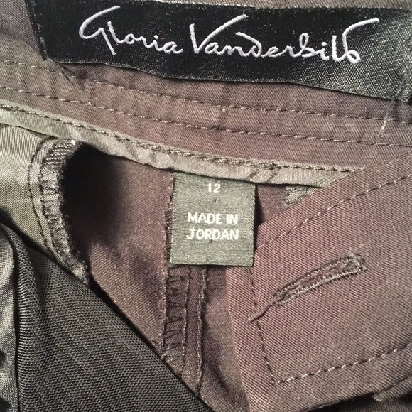 Capris pants - Picture 5 of 6